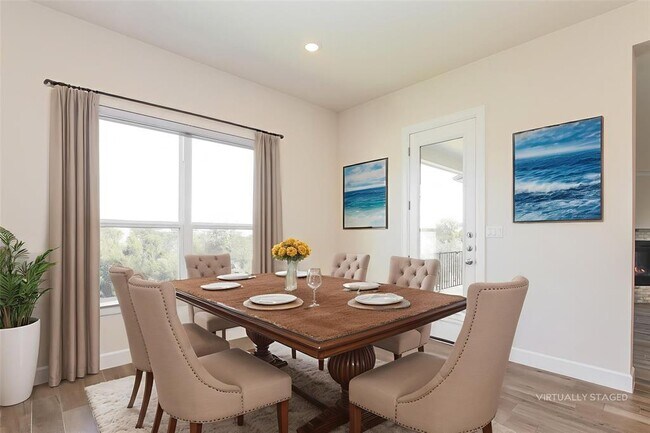 Building Photo - 607 Gunison Dr