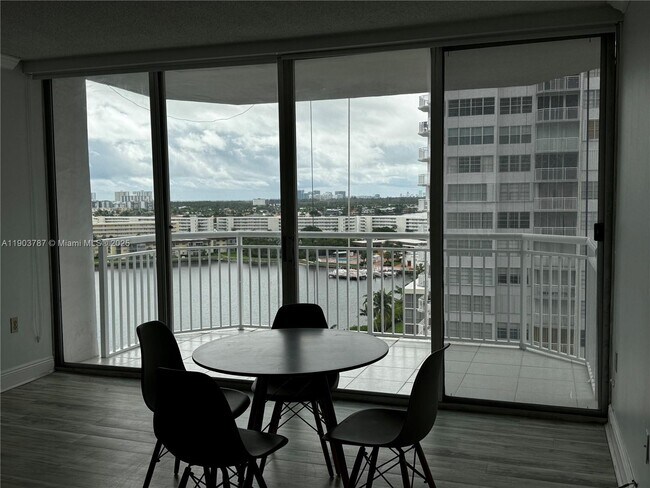 Building Photo - 18061 Biscayne Blvd