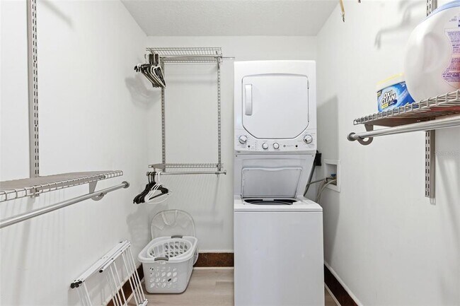 Building Photo - 4805 Cobia Dr SE