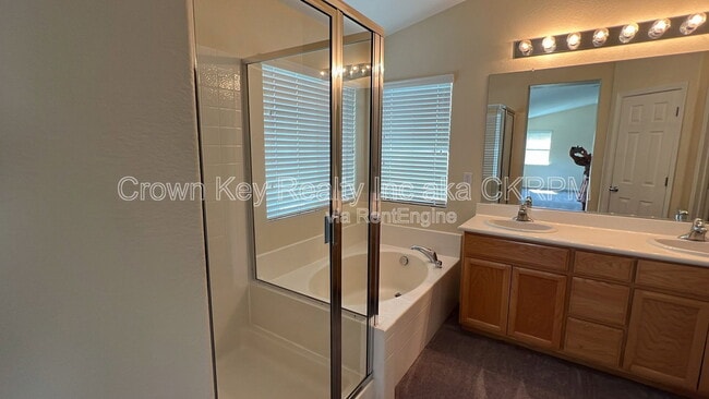 Building Photo - 1140 Dominique Dr