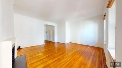 Building Photo - 104 E 81st St
