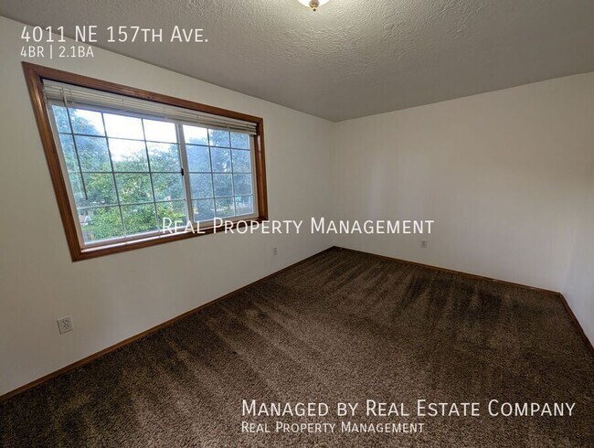 Building Photo - 4011 NE 157th Ave