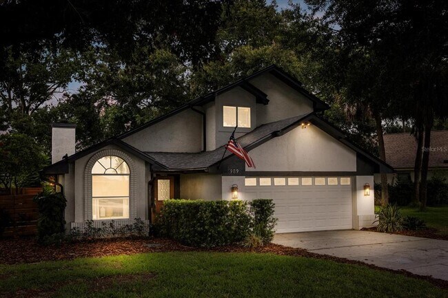 Building Photo - 989 Summer Lakes Dr