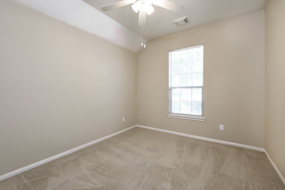 Building Photo - 3951 Eastland Lake Dr