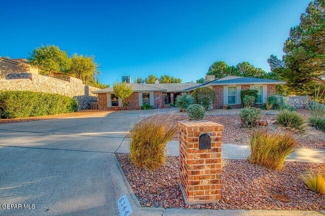 Primary Photo - 6344 Via Aventura Dr