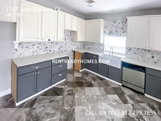 Building Photo - 1707 Lake Geneva Ct