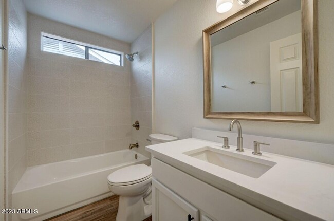 Building Photo - 11574 N 109th St