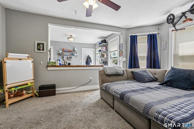 Building Photo - 91 N Orchard St