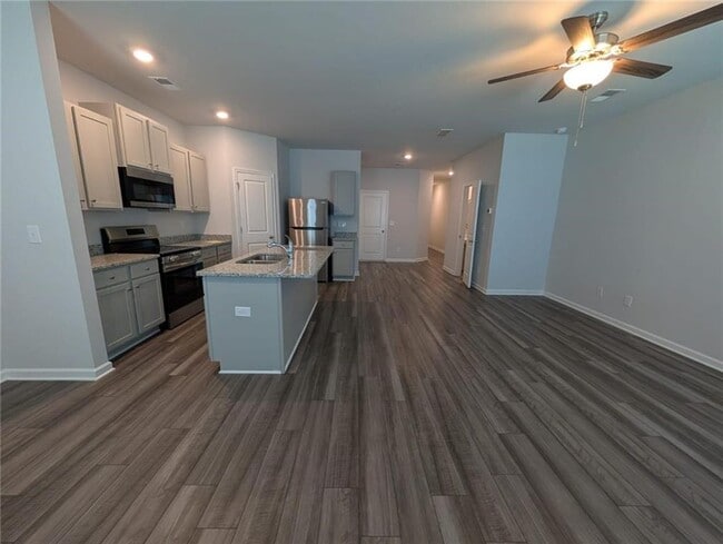 Building Photo - 102 Brexley Dr