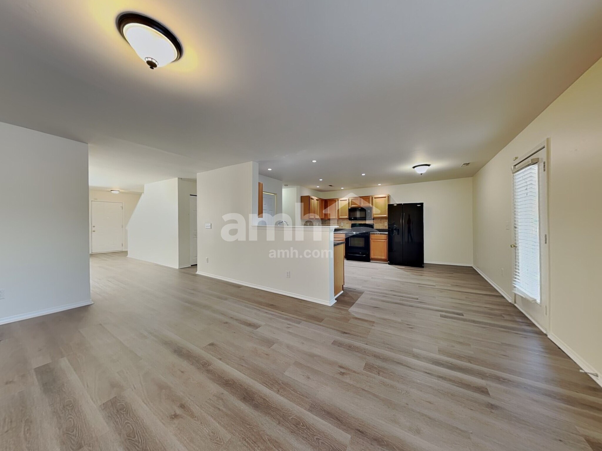 Building Photo - 4455 Westhill Pl