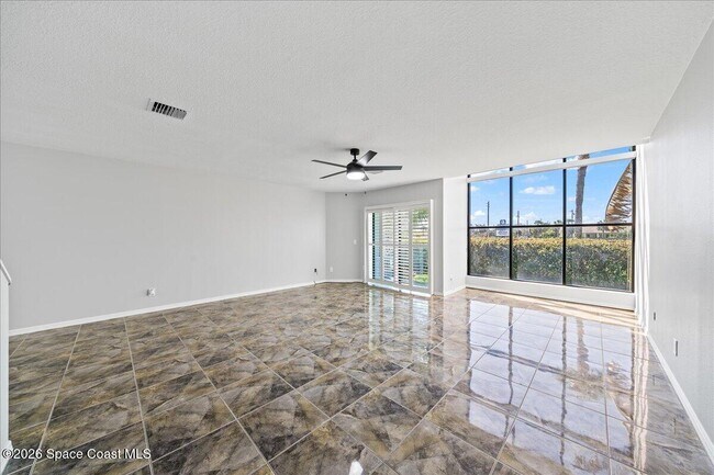 Building Photo - 1251 Beachside Ln