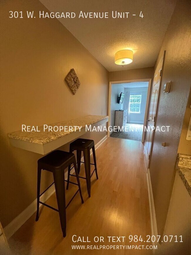 Building Photo - 301 W Haggard Ave