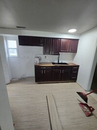 Building Photo - 3 bedroom 2 bathroom single family home | section 8 welcomed