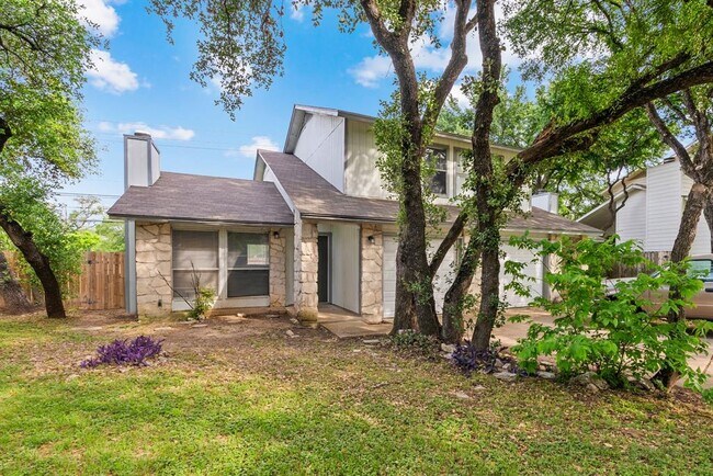 Building Photo - 7505 St Amant Pl