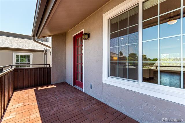 Building Photo - 2301 E Fremont Ave