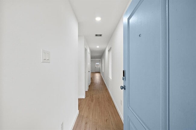 Building Photo - 18639 San Salvo Dr