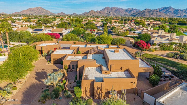 Building Photo - 8406 E Calle Buena Vista