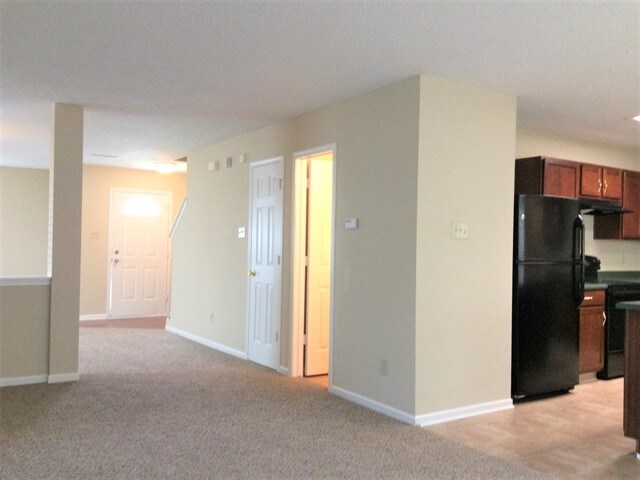 Building Photo - 5696 N Jamestown Dr