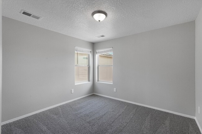 Building Photo - 3205 Tazanita Lp SE
