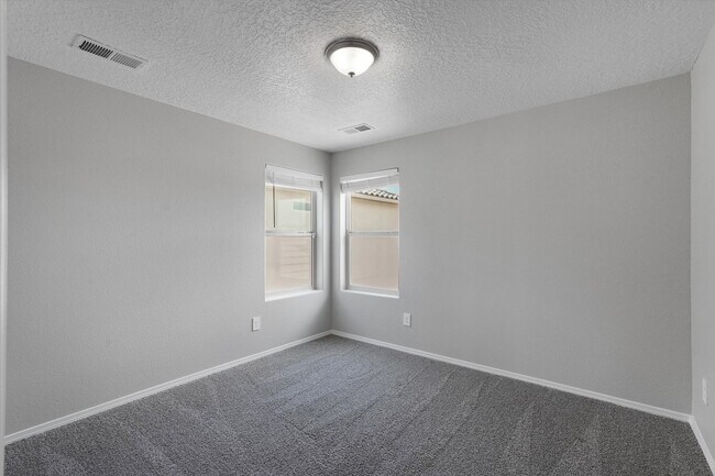 Building Photo - Stunning | Newer Home in Los Diamantes | Spacious home and Yard | Move-In Ready!!