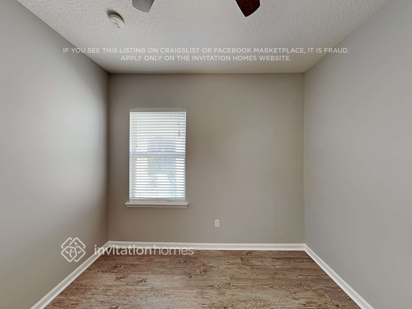 Building Photo - 14809 Falling Waters Dr