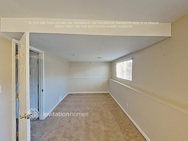 Building Photo - 17600 Ponderosa Ave