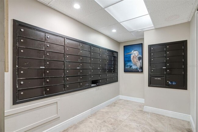 Building Photo - 9397 Midnight Pass Rd