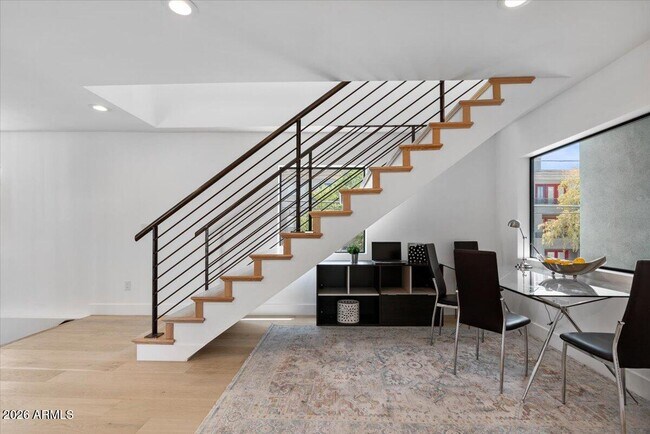 Building Photo - 230 W Monterosa St