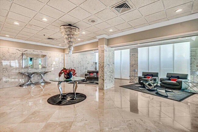 Building Photo - 5440 N Ocean Dr