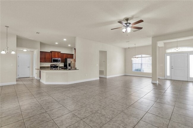 Building Photo - 1345 Willow Oak Ct