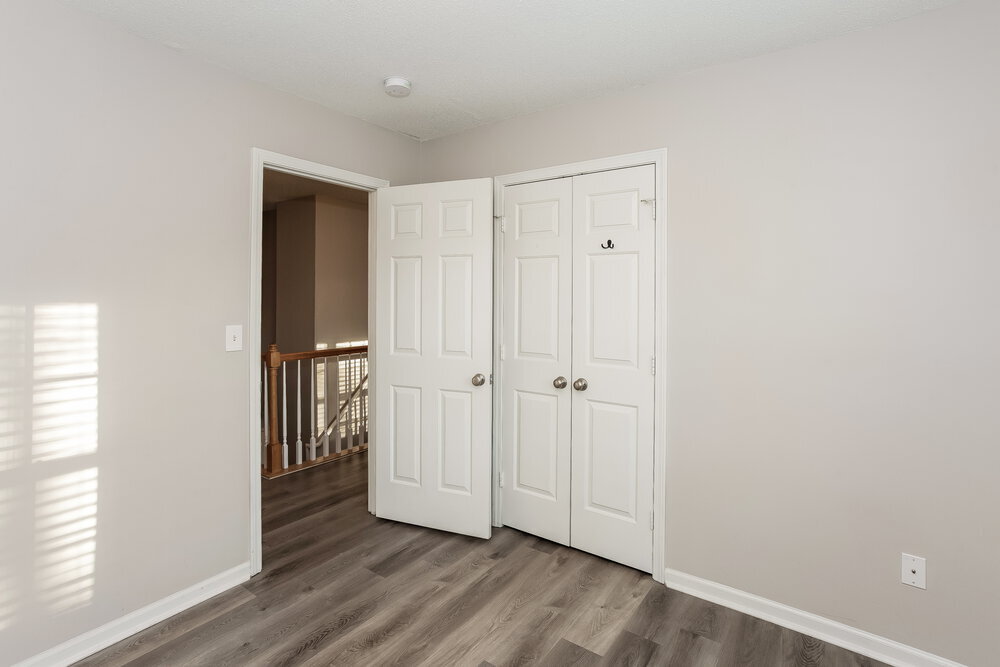 Building Photo - 4924 Rosena Dr