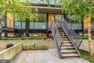 Building Photo - 2250 11th St NW