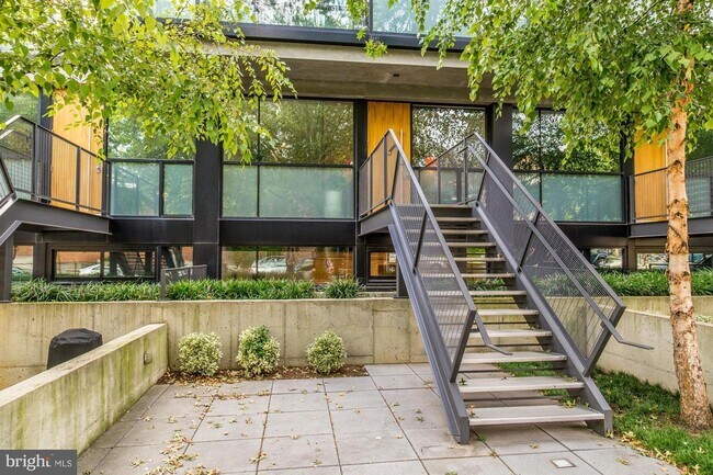 Building Photo - 2250 11th St NW