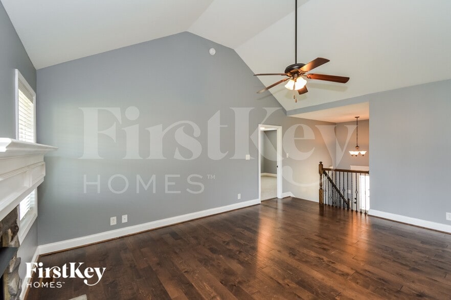 Building Photo - 794 Banister Dr