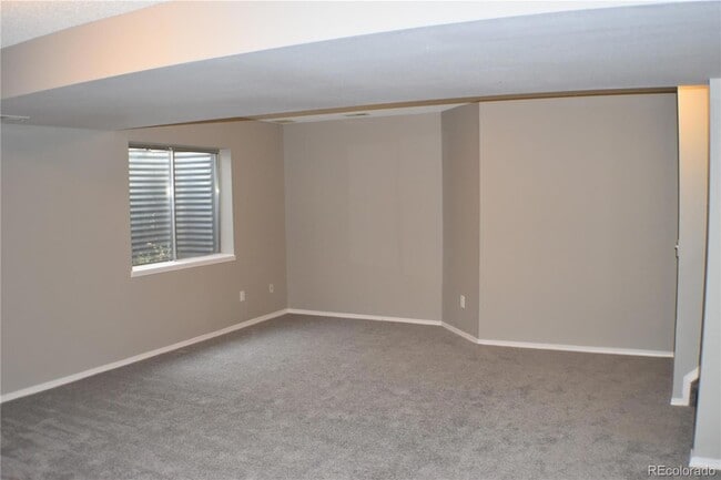 Building Photo - 952 Dancing Horse Dr