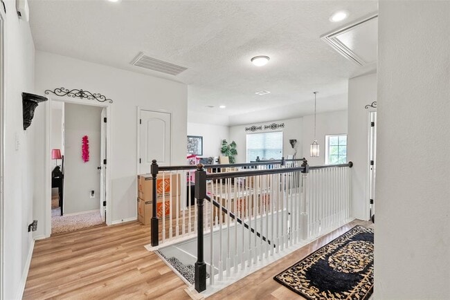 Building Photo - 6407 Hillock Ln