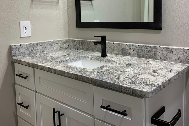 Building Photo - 400 W St Elmo Rd