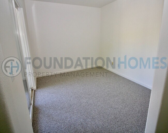 Building Photo - 75 Gann Way