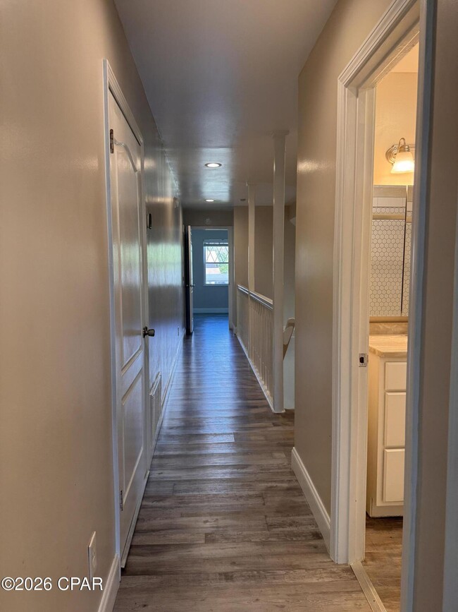 Building Photo - 607 Plantation Ct