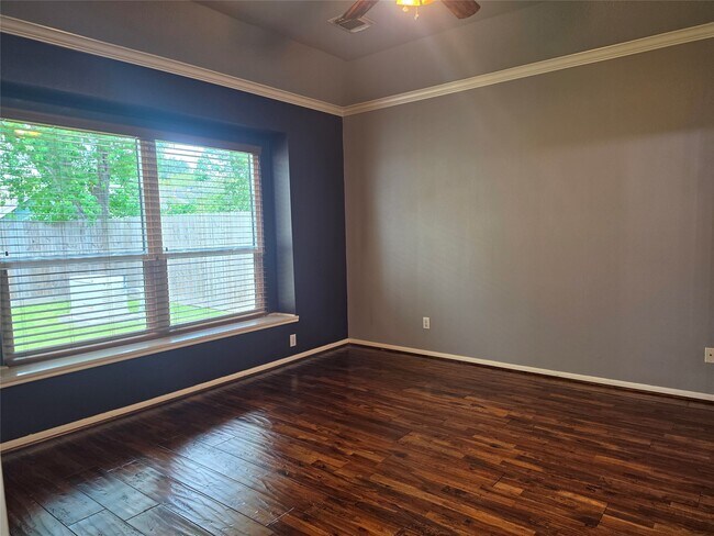 Building Photo - 1138 Sussex Trail