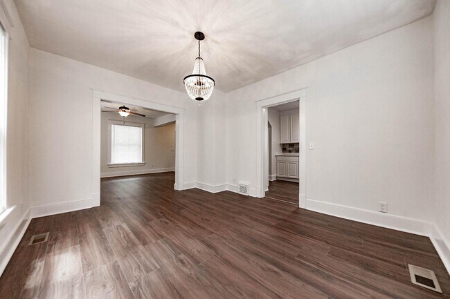 Building Photo - 1326 Massachusetts St
