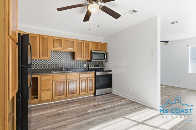 Building Photo - 3007 Meteor St