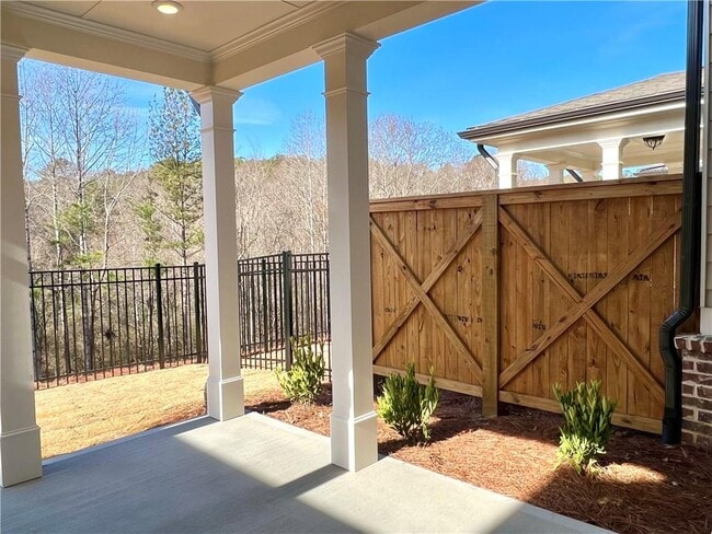 Building Photo - 3347 Goodwin Pk