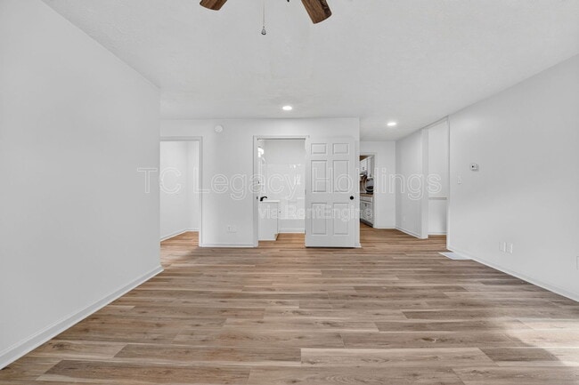 Building Photo - 127 Haymond Hwy