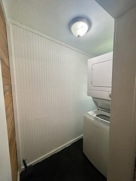 Building Photo - 112 Polk St