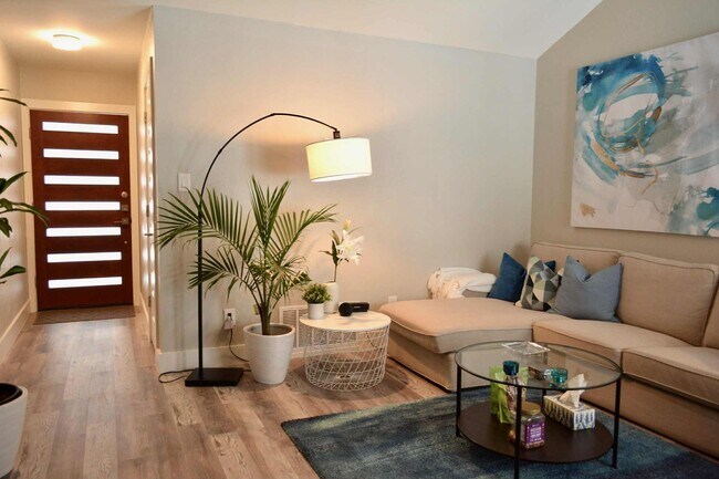 Building Photo - 508 Chisholm Valley Dr