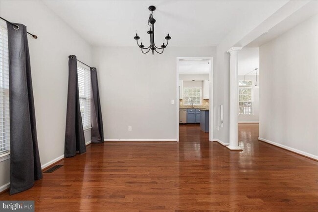 Building Photo - 18688 Potomac Station Dr