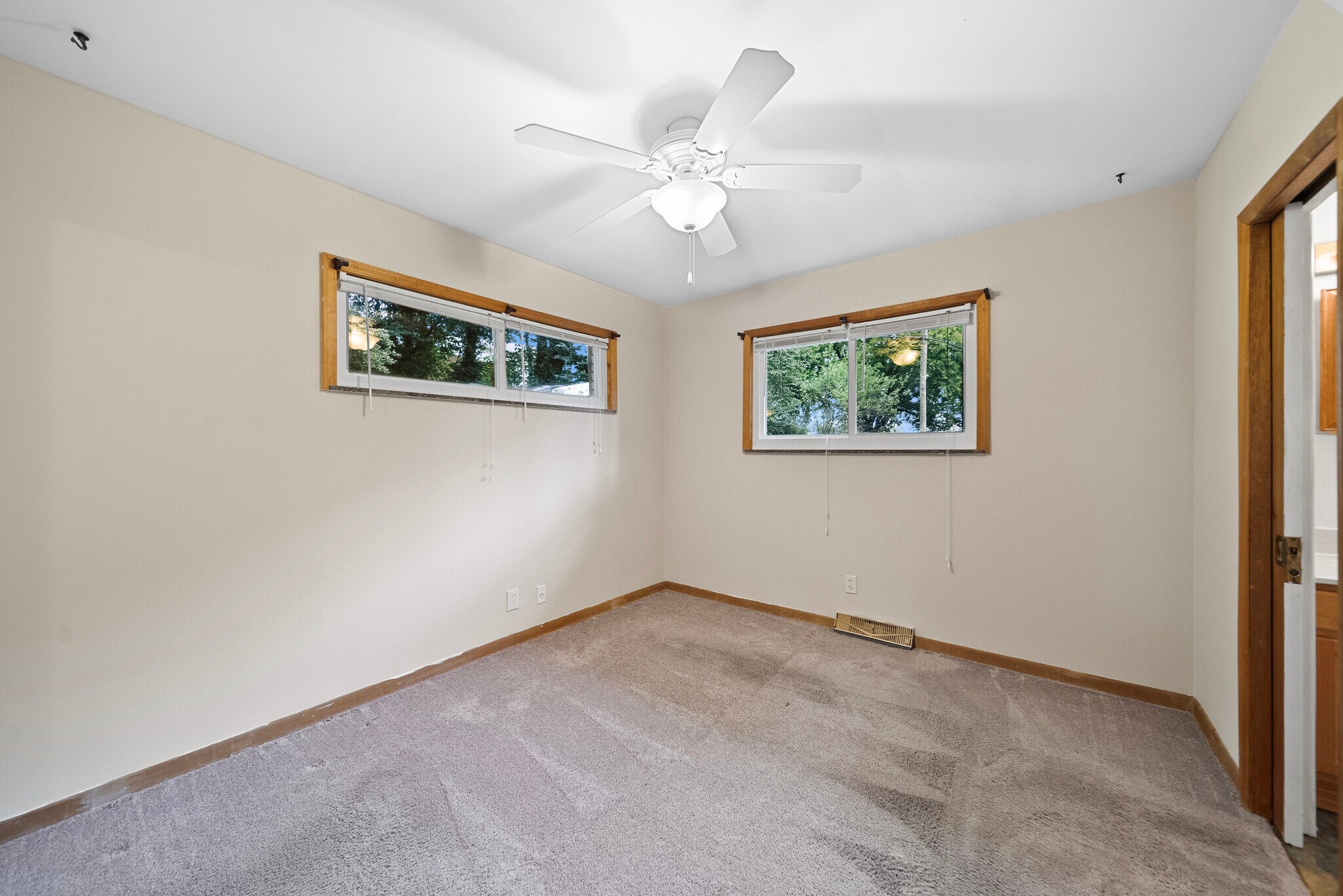 3rd bedroom - 162 Osborne St