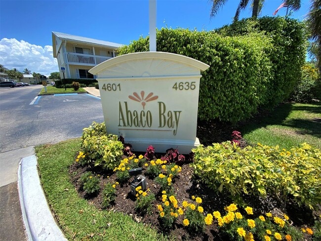Building Photo - ** ABACO BAY ** 2 BED / 2 BATH CONDO - BAY...