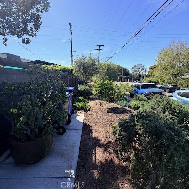 Building Photo - 100 S Prospect